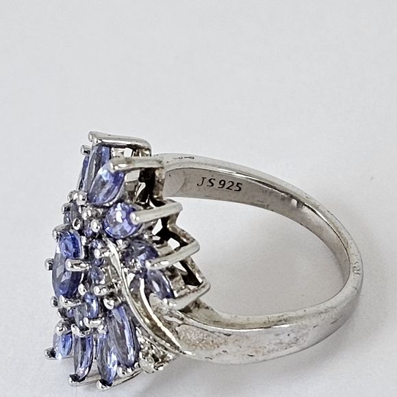 Vintage Genuine Tanzanite & Diamond Ring Sz 7! - Picture 5 of 8